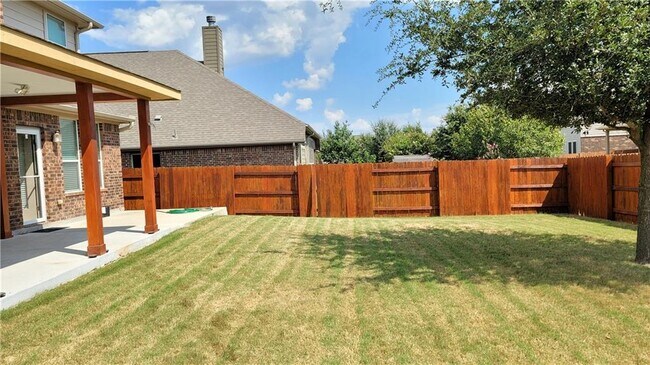 Building Photo - 3017 Open Plain Dr