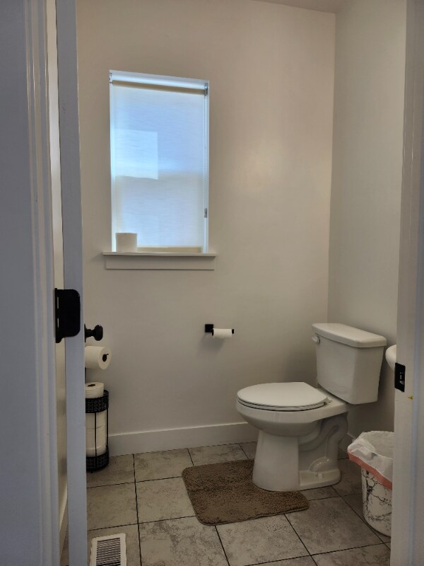 Building Photo - 99 N Lasalle Dr