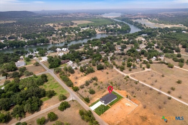 Building Photo - 223 Timberline Dr
