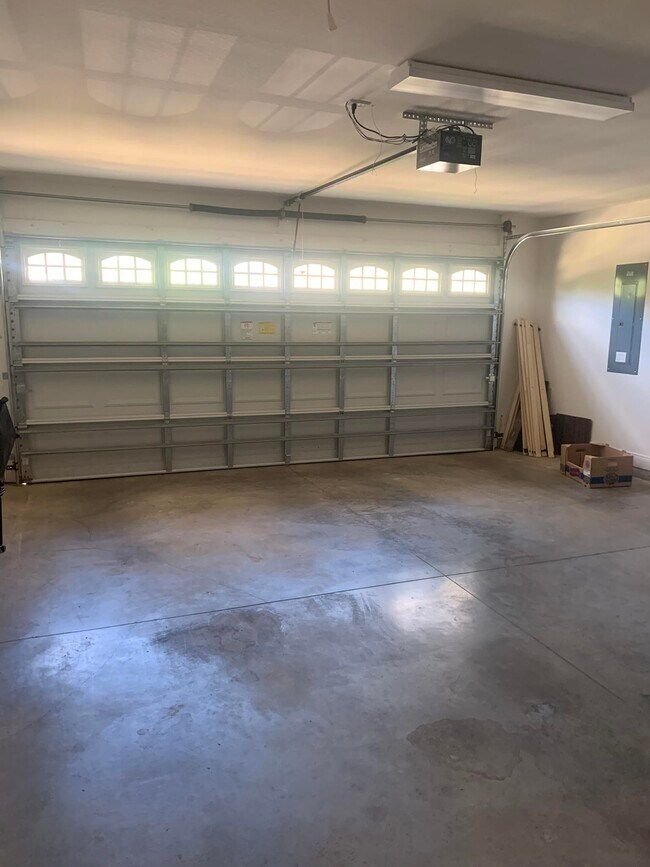 Building Photo - 4716 Plantation View Dr