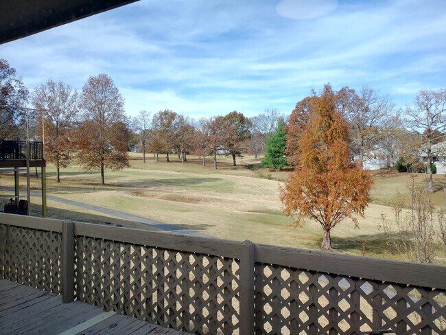 Building Photo - 477 Avondale Dr