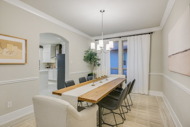 Building Photo - 2610 Sunset Vista Cir