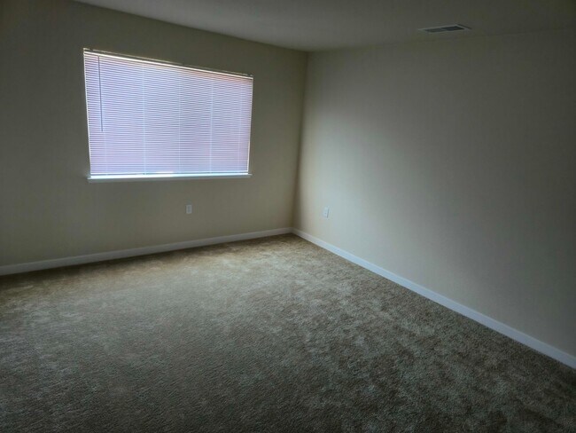 Building Photo - Vacant- Must Apply to schedule viewing