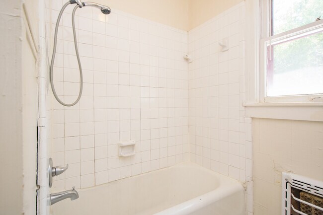 Building Photo - San Gabriel-2845