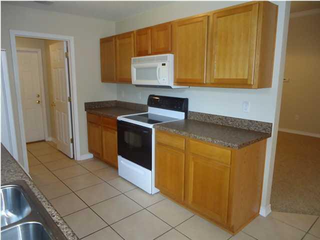 Building Photo - 2877 Aplin Rd