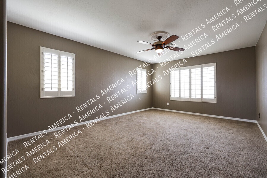 Building Photo - 26462 N 165th Dr
