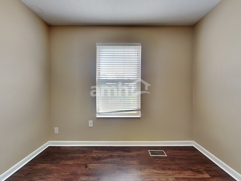 Building Photo - 1509 Dorset Way