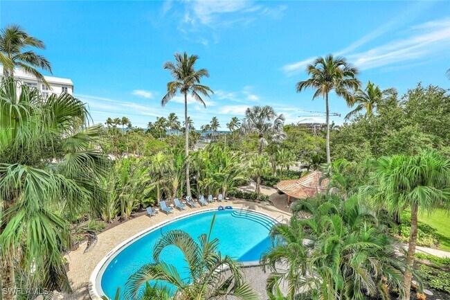 Primary Photo - 1300 Gulf Shore Blvd N