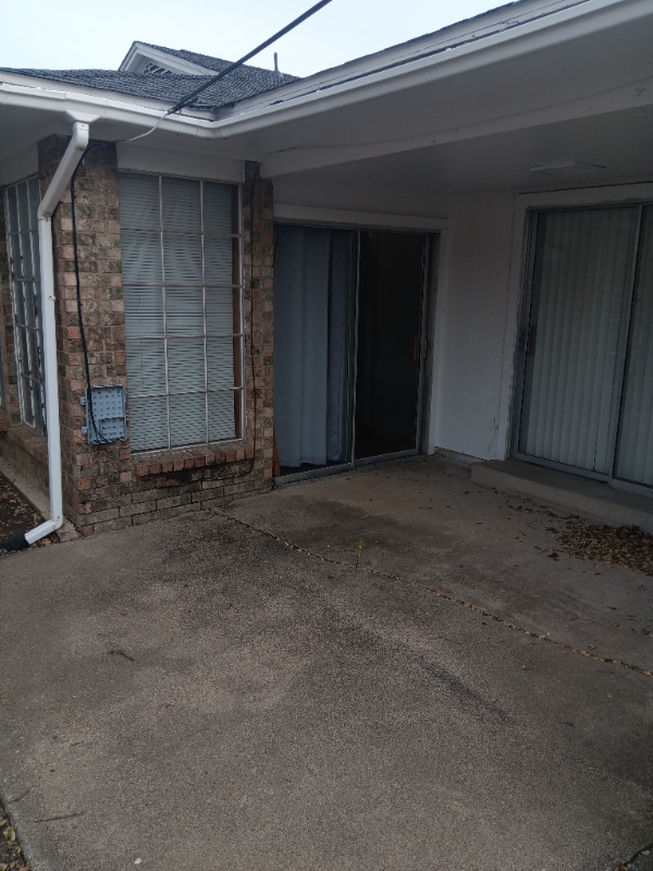 Building Photo - 2746 Meadow Gate Ln