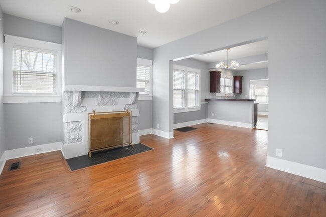 Building Photo - 1910 Shelby Ave