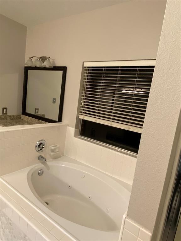 Building Photo - 9403 Meadow Point Ct