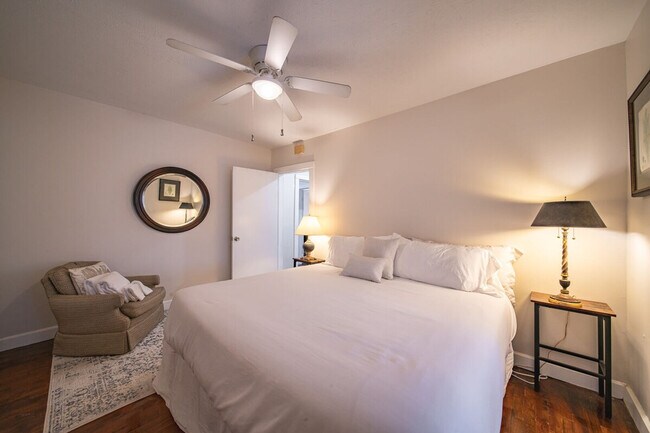 Building Photo - 161 Calhoun Rd