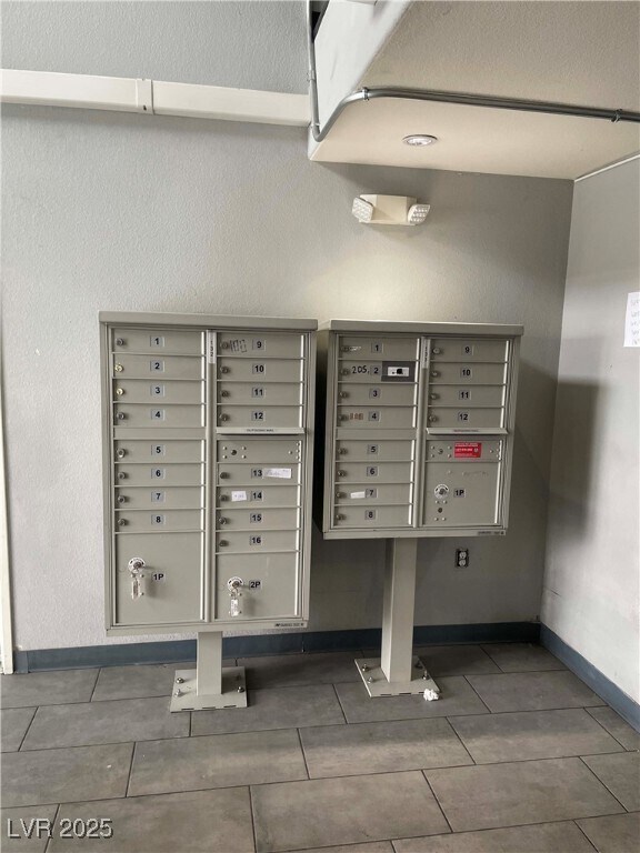 Building Photo - 223 N 9th St