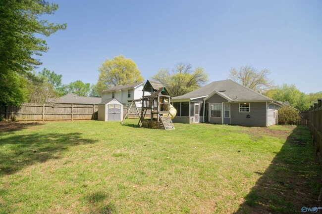 Building Photo - 215 Cypress Creek Dr