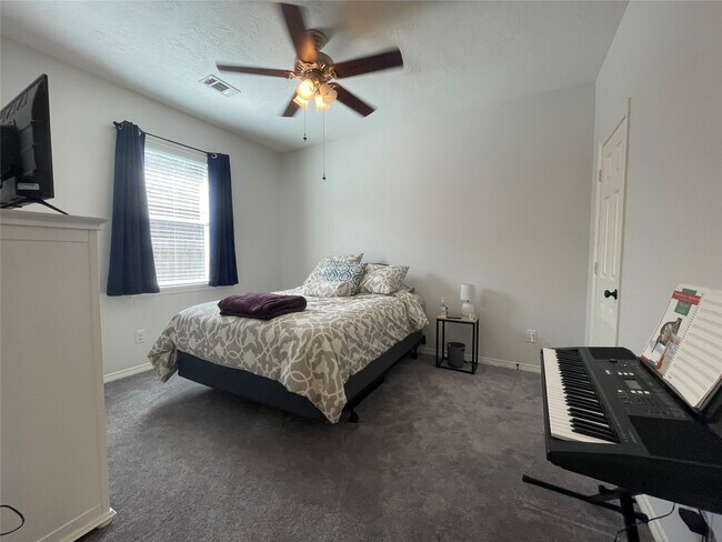 Building Photo - 2898 Torano Cir