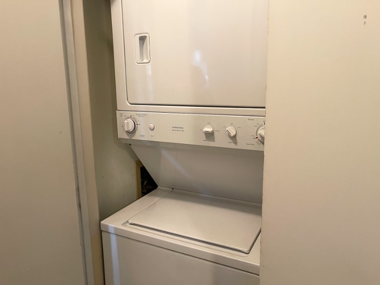 Building Photo - 1230 23rd St NW