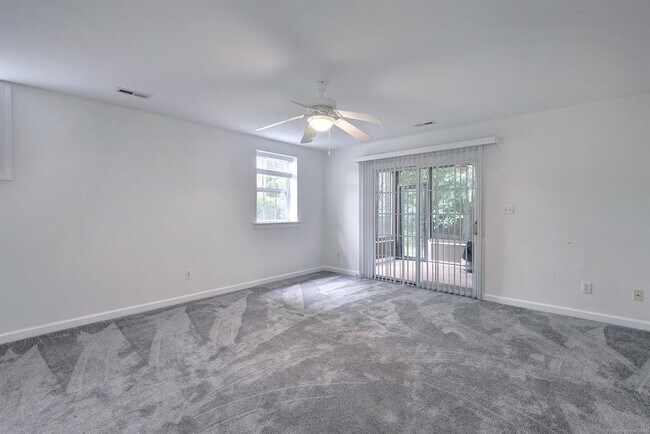 Building Photo - 8321 Barons Ct
