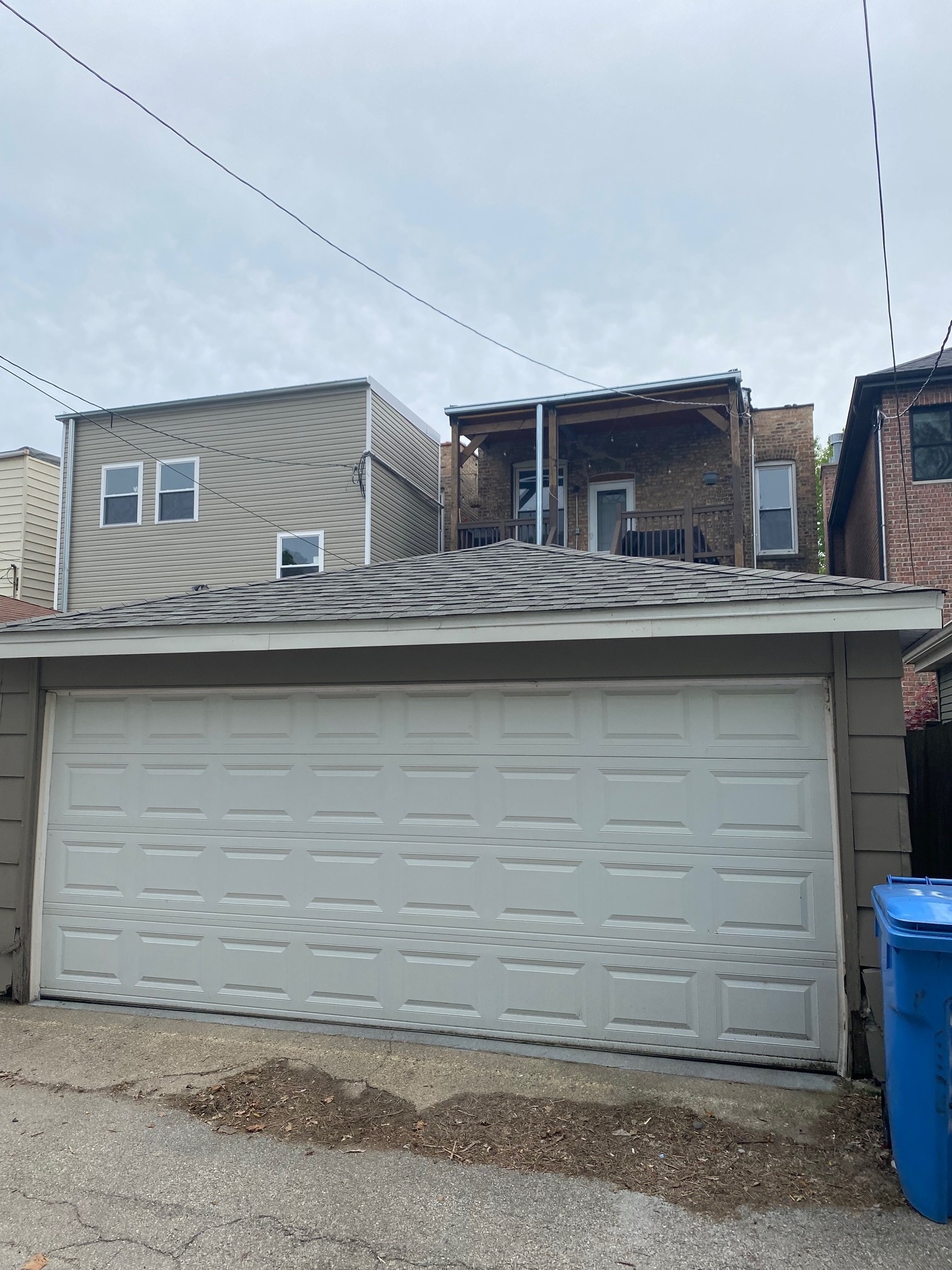 Building Photo - 1646 W Olive Ave