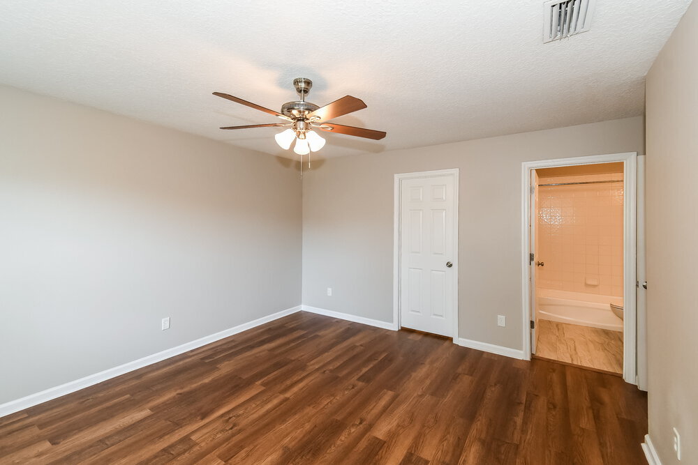 Building Photo - 9726 Hazel Lake Dr