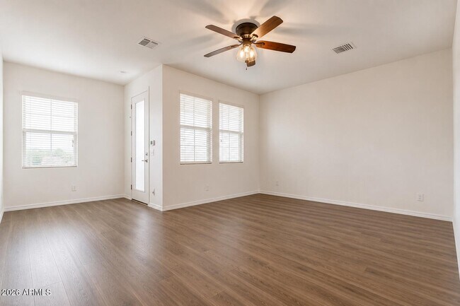 Building Photo - 3674 E Turley St