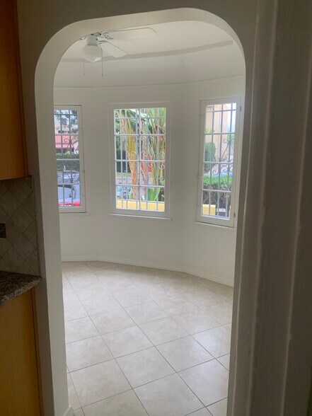 Well lit breakfast nook - 1354 S Cloverdale Ave