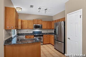 Building Photo - 2326 Oak Castle Dr