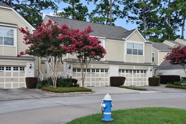 Primary Photo - 13600 Breton Ridge St