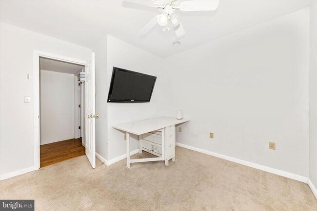 Building Photo - 105 Ridge Ave