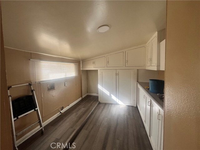 Building Photo - 10803 Bellflower Ave