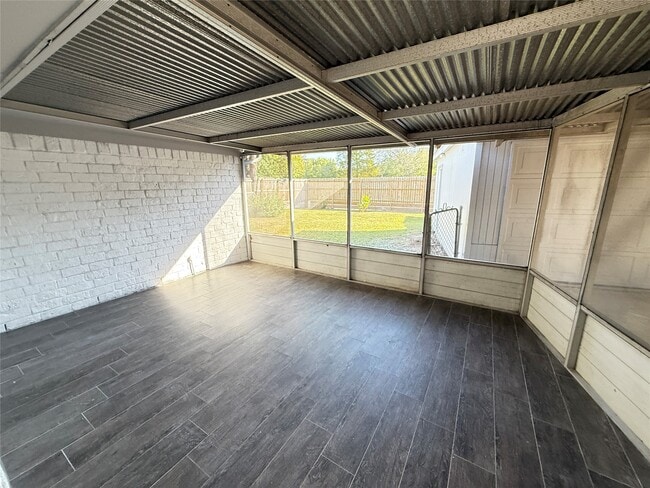 Building Photo - 12023 Sagecliff Dr