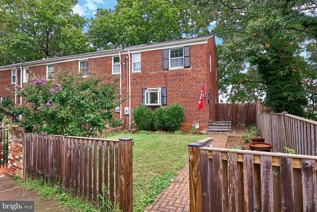 Building Photo - 247 Tennessee Ave