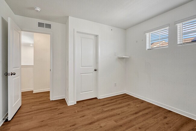 Building Photo - 17391 E 95th Ave