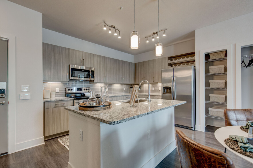 Kitchen Islands - Cortland at Coalton