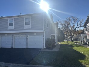 Building Photo - 1319 Wye Ct