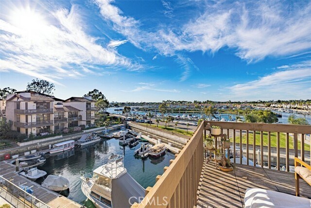 Building Photo - 5327 Marina Pacifica Dr