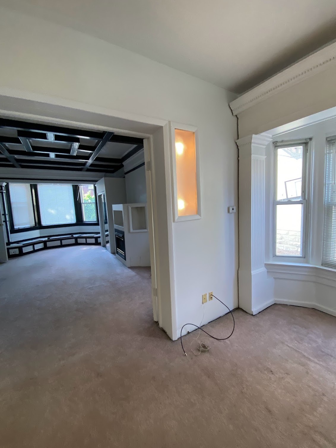 Building Photo - 370 S Negley Ave