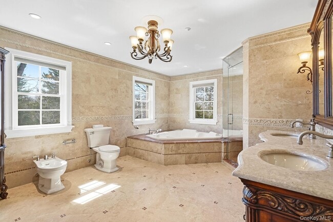 Building Photo - 590 West St