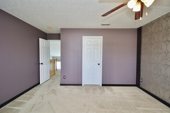 Building Photo - 5167 Elm Leaf Trail