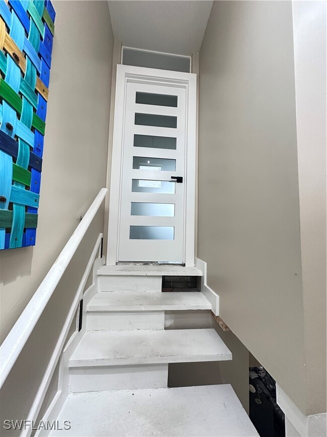 Building Photo - 1107 1st St S