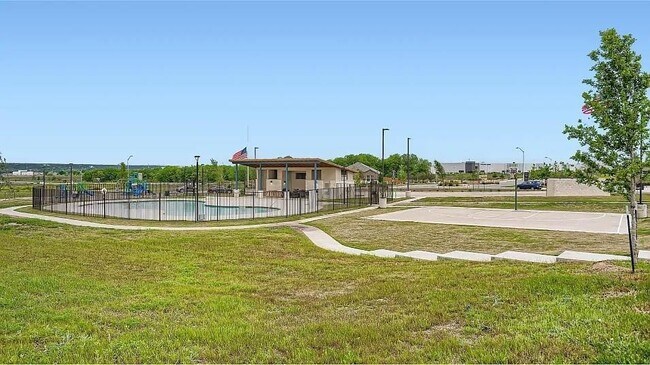 Building Photo - 156 Docile Lp