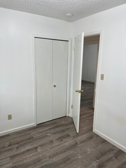 Building Photo - 1426 Centennial Dr