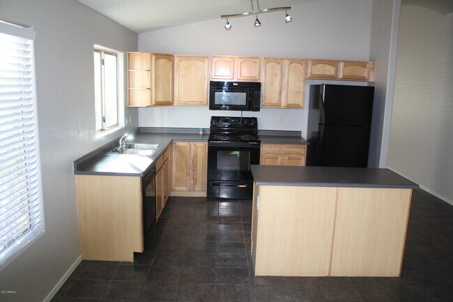 Building Photo - 14129 N 133rd Dr