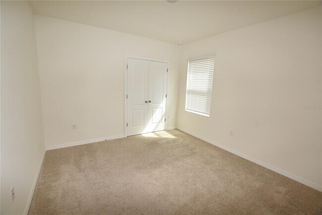 Building Photo - 946 Shady Tree Ln