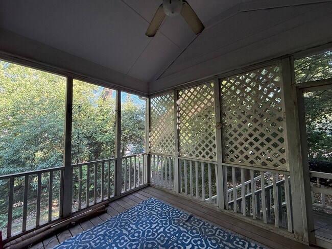 Building Photo - 1105 Banbury Woods Pl