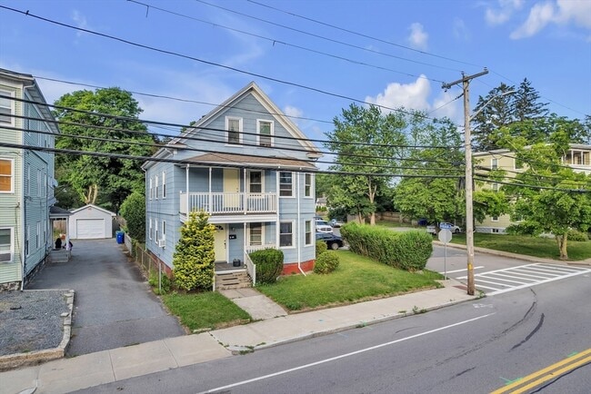 Building Photo - 298 S Main St