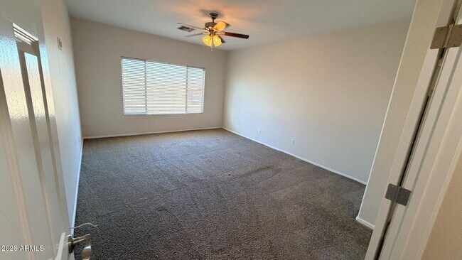 Building Photo - 22156 N Sunset Dr