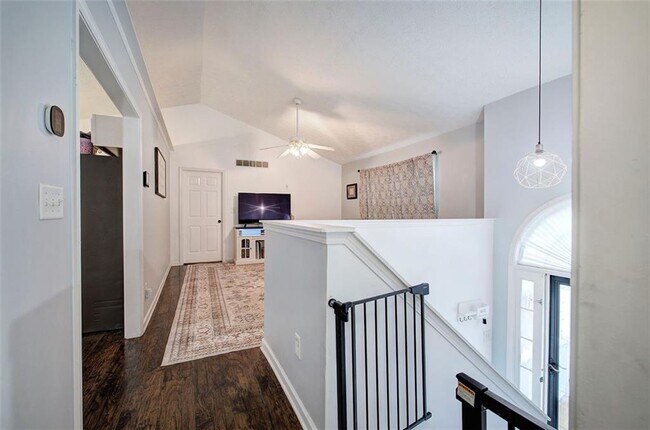 Building Photo - 106 Muirwood Dr