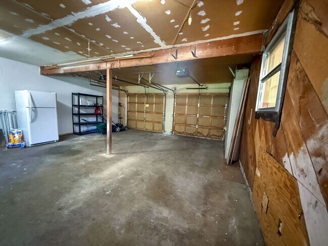 Building Photo - 3bd/1.5ba Edmonds Home