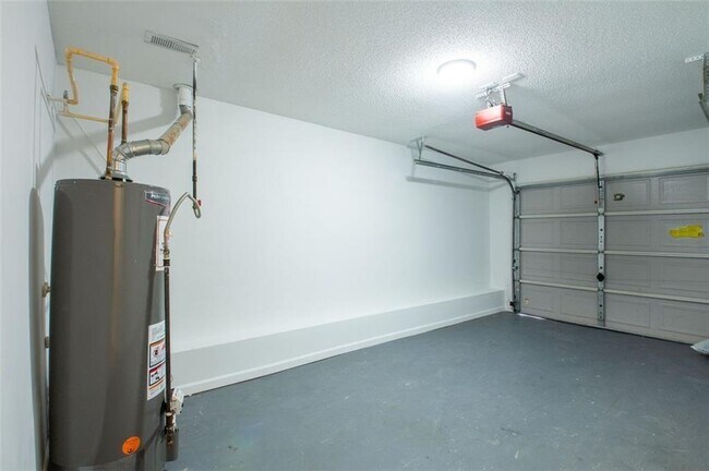 Building Photo - 6726 Gallant Ct SE