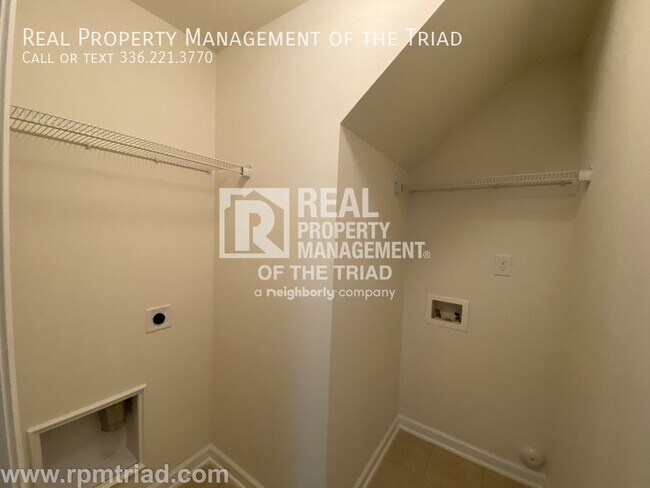Building Photo - 4539 Deighton Ct